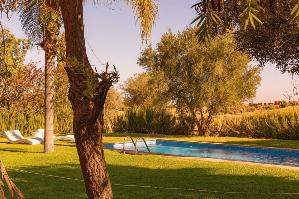 Lush Garden with Private Pool