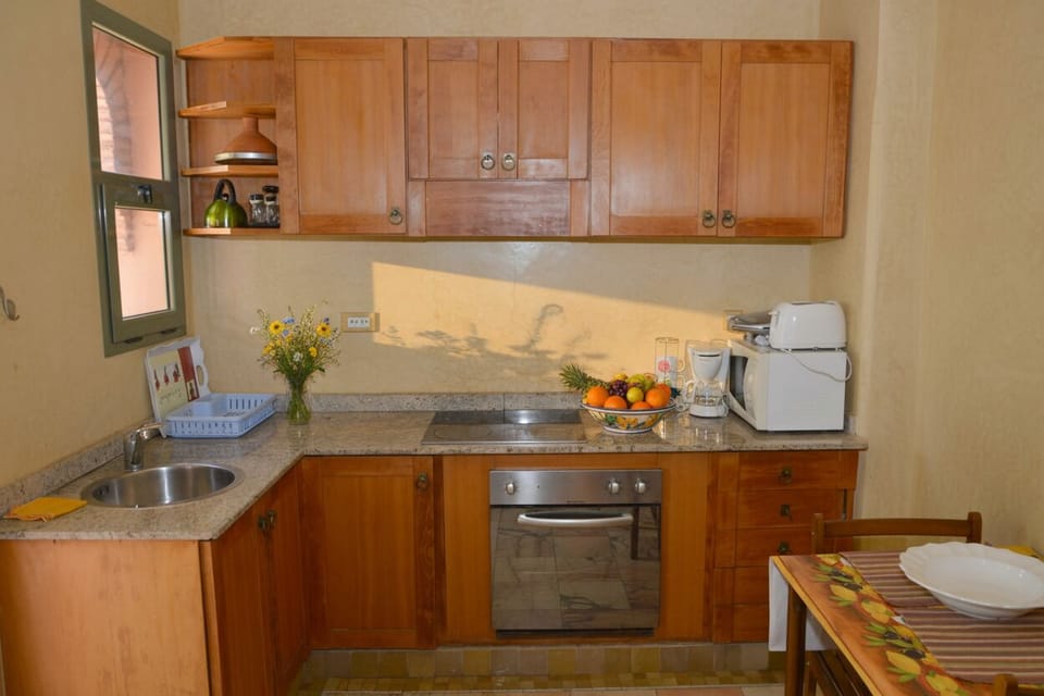 Cozy Mediterranean Kitchen