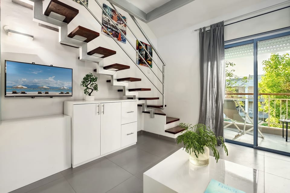 Apartment, Courtyard View | Living area