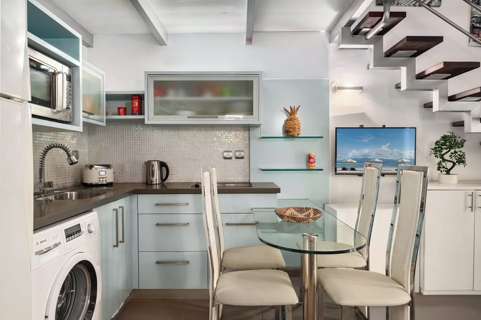 Apartment, Courtyard View | Private kitchen