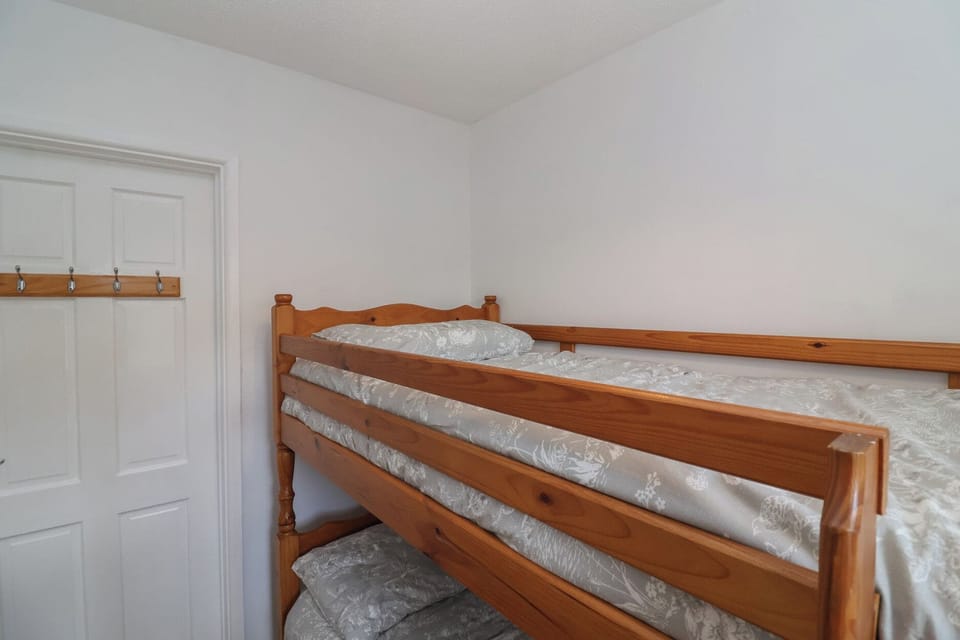 2 bedrooms, individually decorated, individually furnished, free WiFi