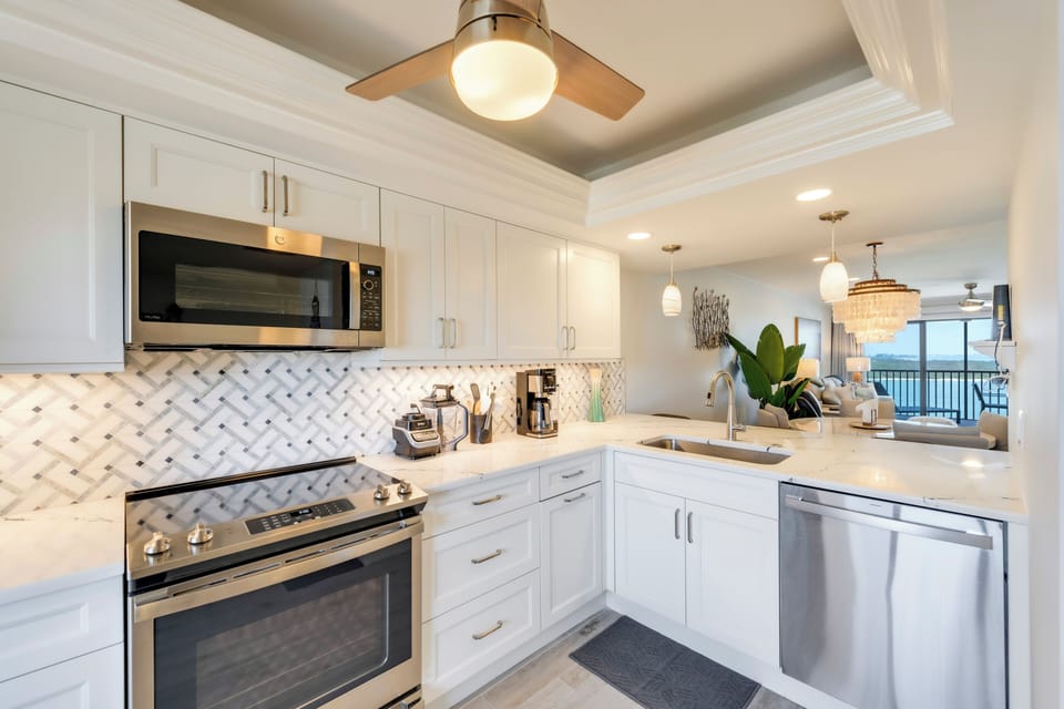 Everything you need to prepare meals at your vacation condo kitchen