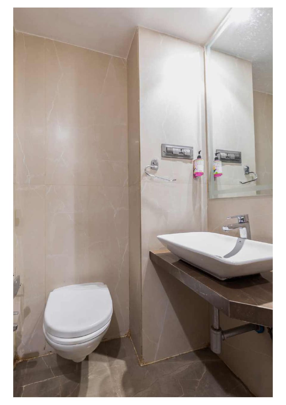 Oyster Suite By Glitz Hotels Hotel in Mumbai