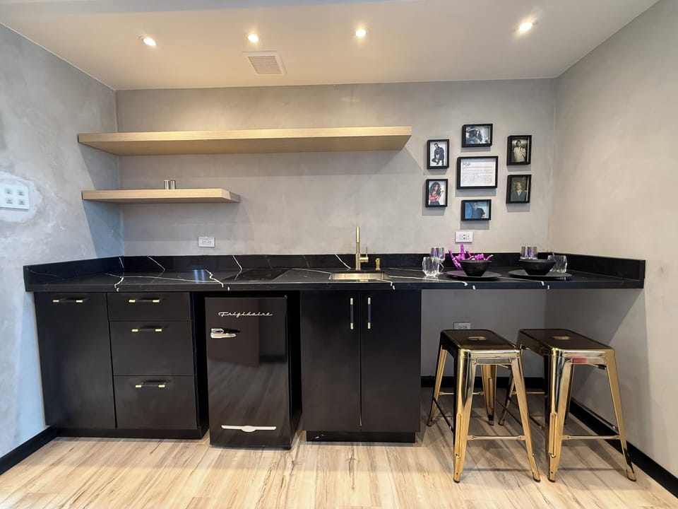 Kitchenette 