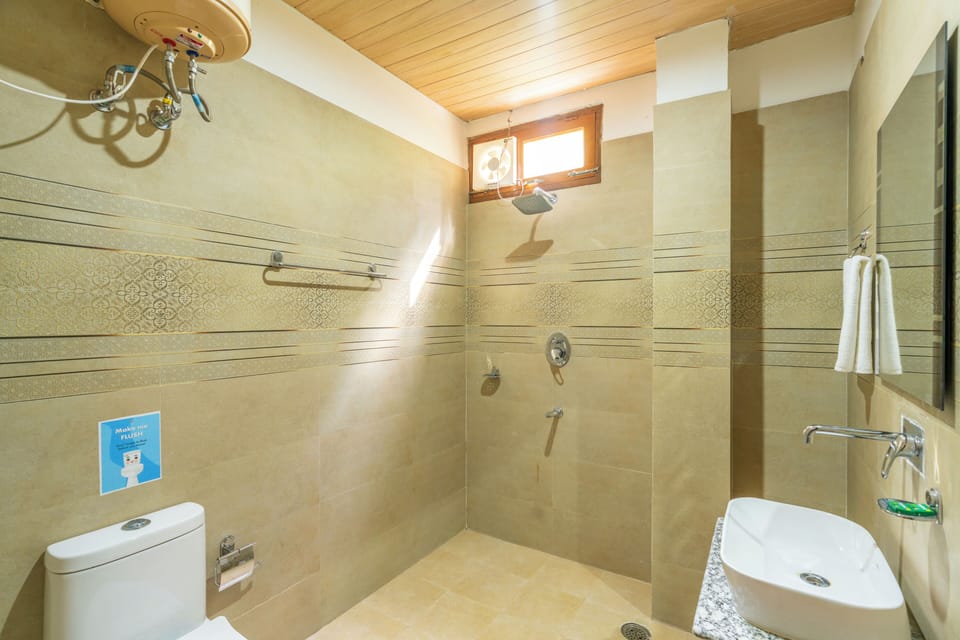 Double Room, Garden View | Bathroom | Slippers, bidet
