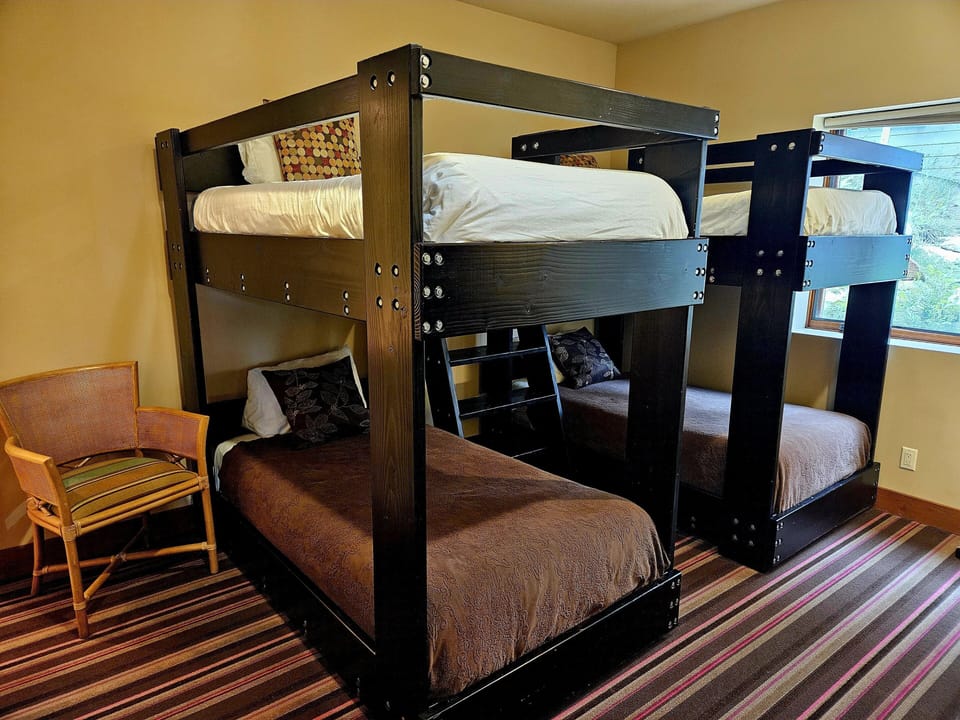 Furniture, Bed, Bedroom, Indoors, Room