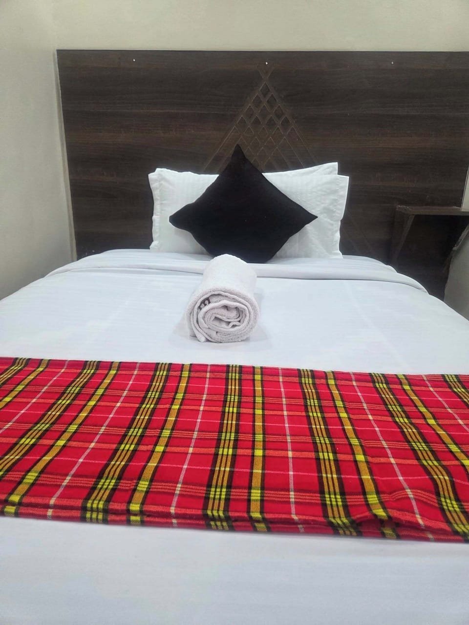Deluxe Single Room | Individually decorated, individually furnished, free WiFi, bed sheets