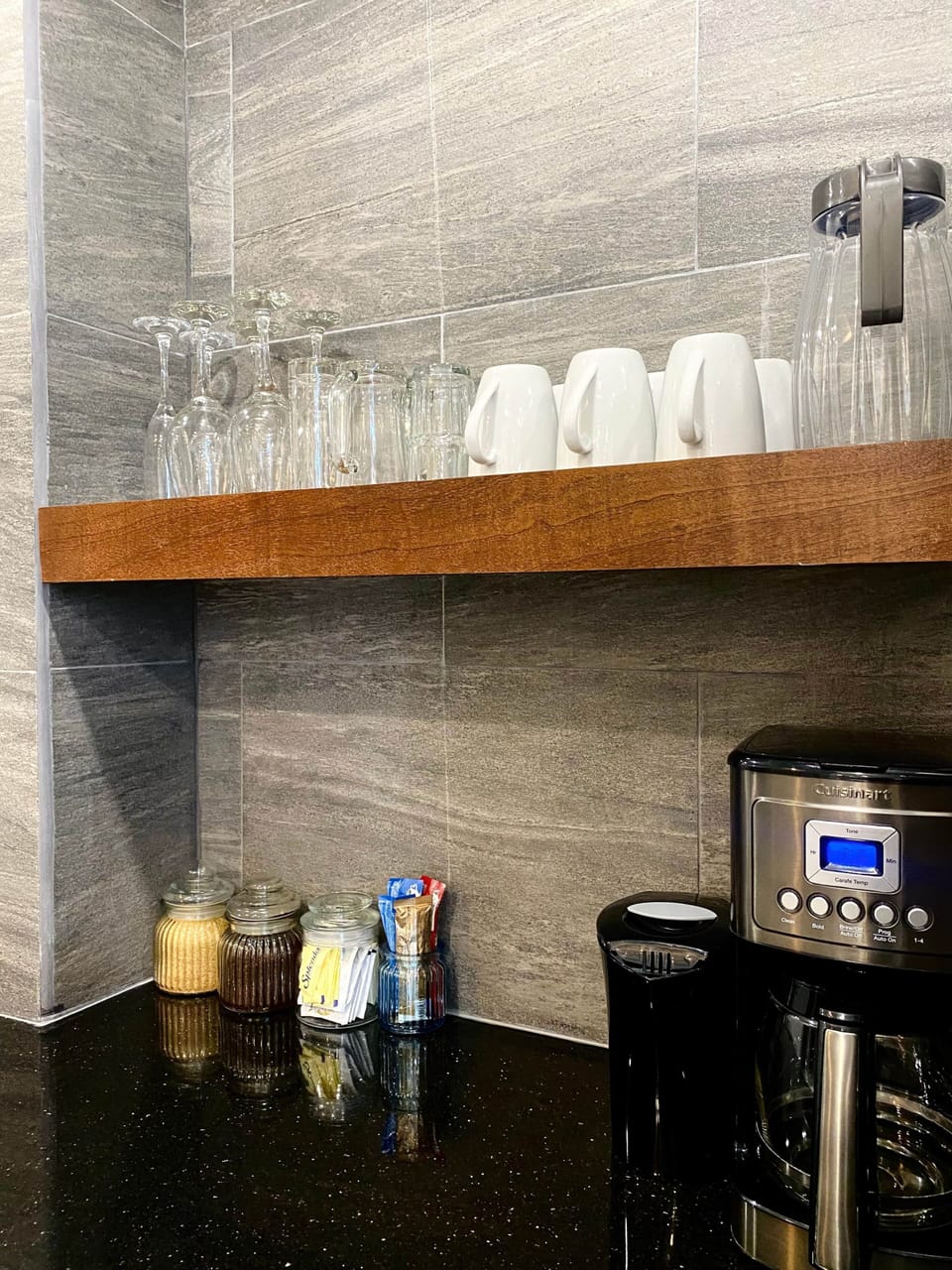 Coffee & tea station