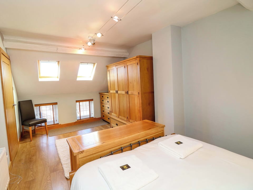 6 Brook Court Cottage in Derby