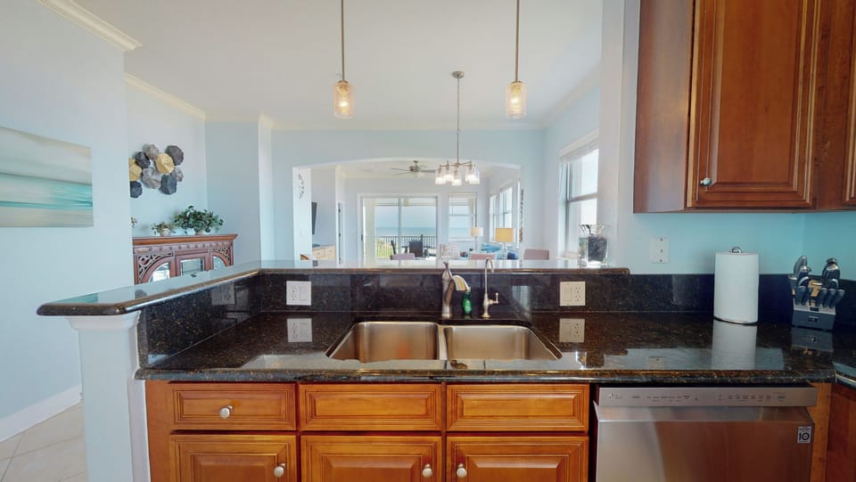 Large Kitchen