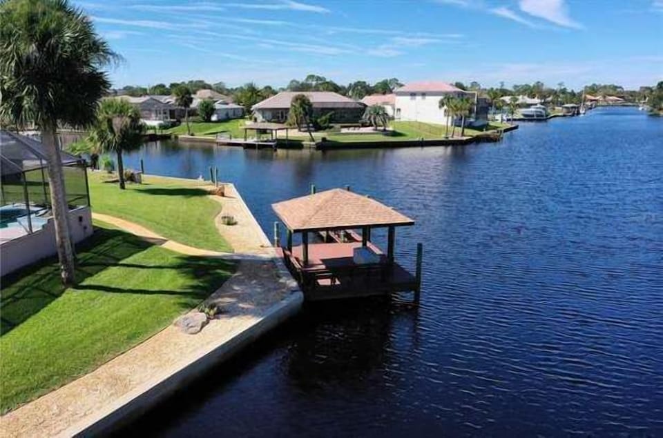 Dock