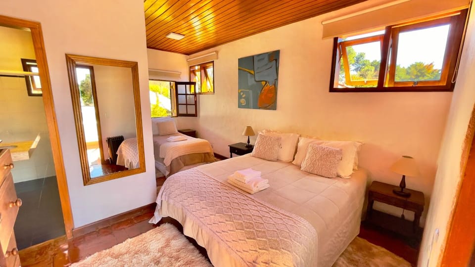 Triple Room | Soundproofing, free WiFi