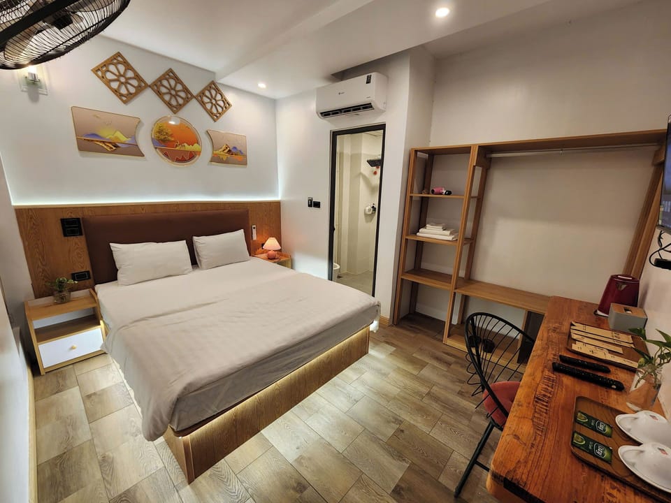 Superior Double Room, 1 Queen Bed | Desk, free WiFi