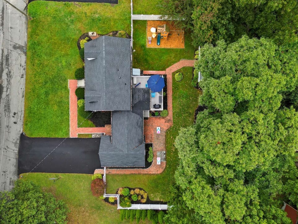 Cue the aerial magic! Whether it’s the sprawling landscape or the cozy home base in the middle, this view proves you’ve found your dream vacation spot.