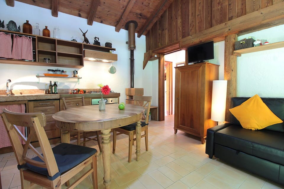 Autumn, Kitchen, Spring, Summer