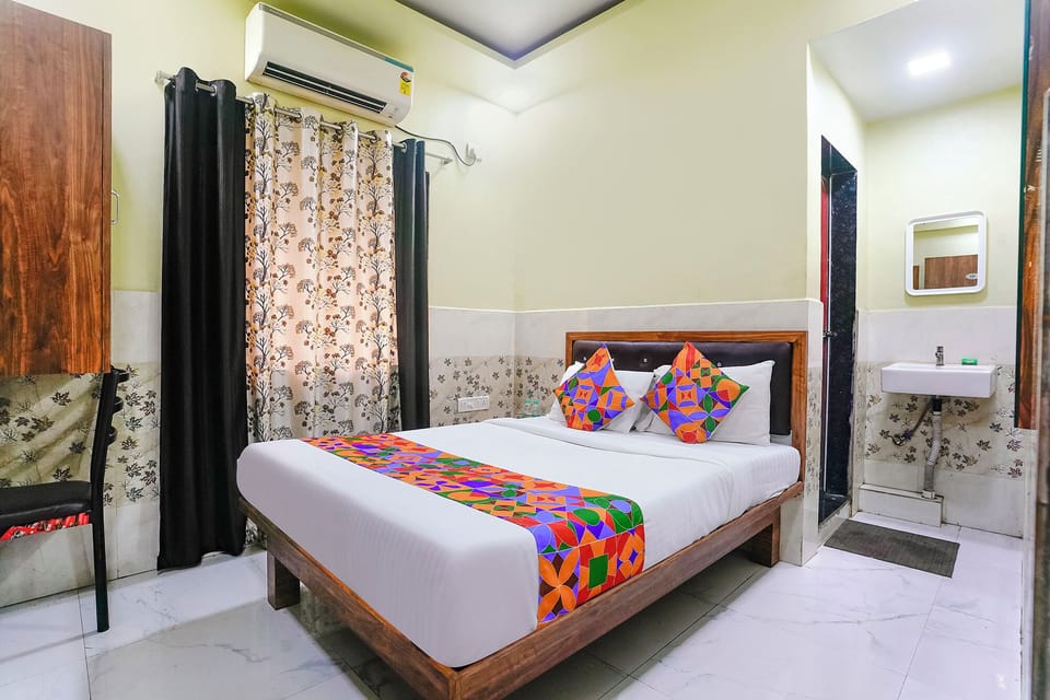 Deluxe Room | Egyptian cotton sheets, premium bedding, in-room safe, free WiFi