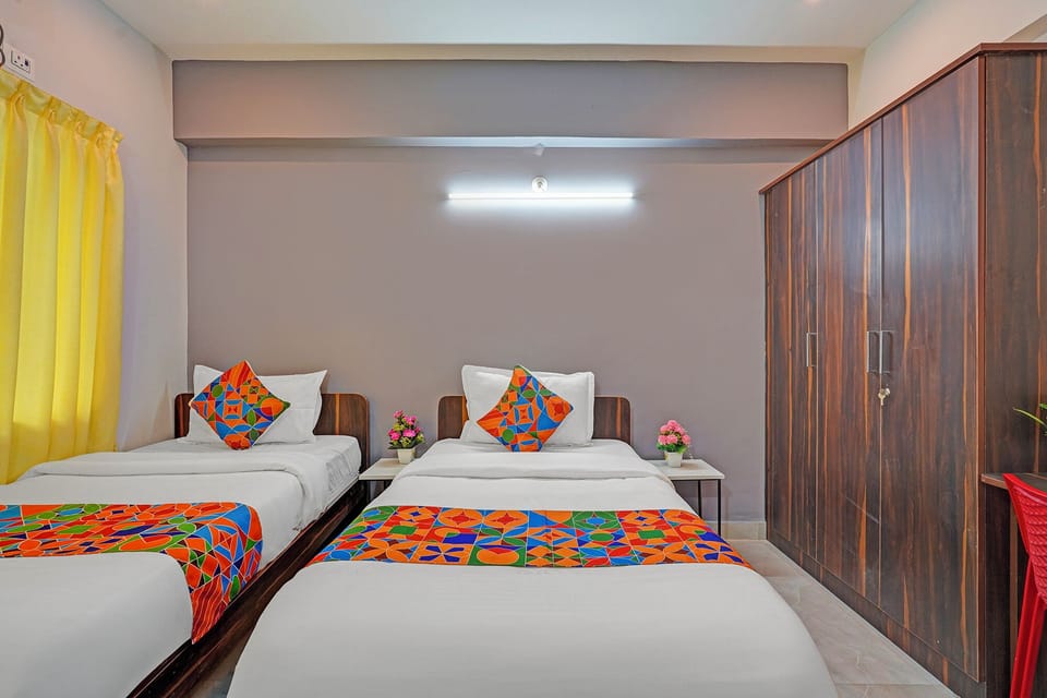 Egyptian cotton sheets, premium bedding, in-room safe, free WiFi