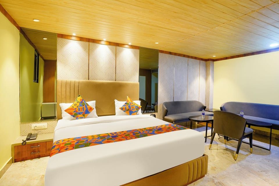 Executive Room | Egyptian cotton sheets, premium bedding, in-room safe, free WiFi