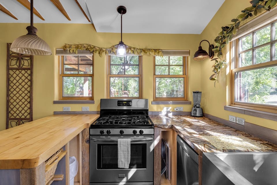 Everything you need to feel at home, right here in the heart of the kitchen