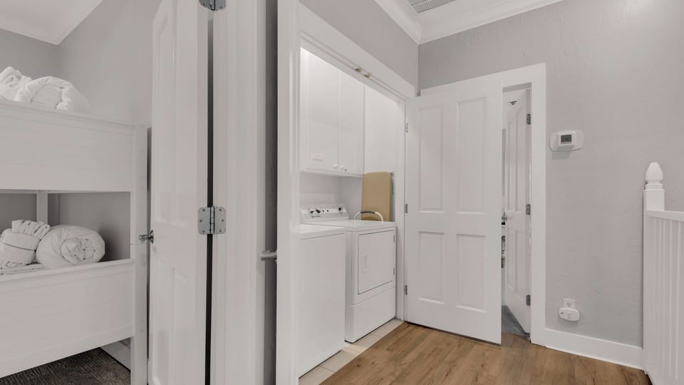 Magnolia Breeze - Washer & Dryer