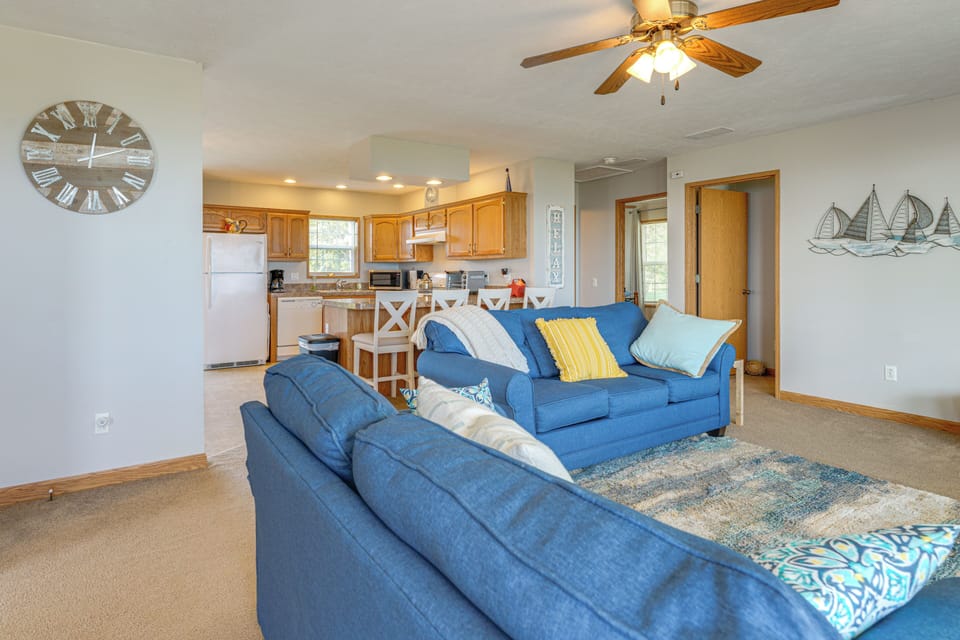House (3 Bedrooms) | Interior