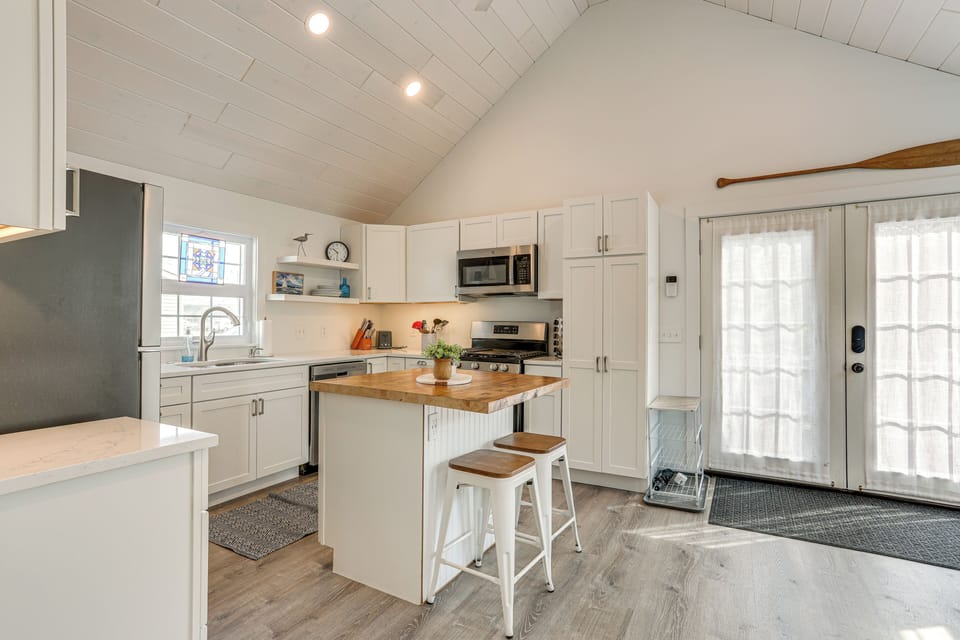 House (2 Bedrooms) | Interior