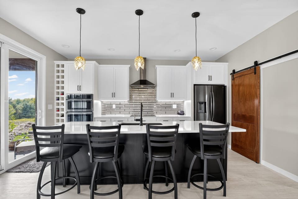 House, 4 Bedrooms | Private kitchen | Coffee/tea maker, fridge, oven, toaster