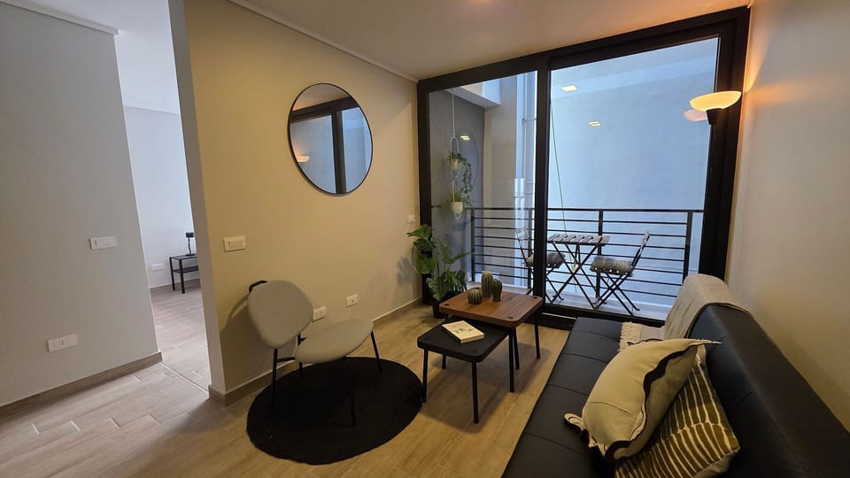 Apartment | Living area | Flat-screen TV