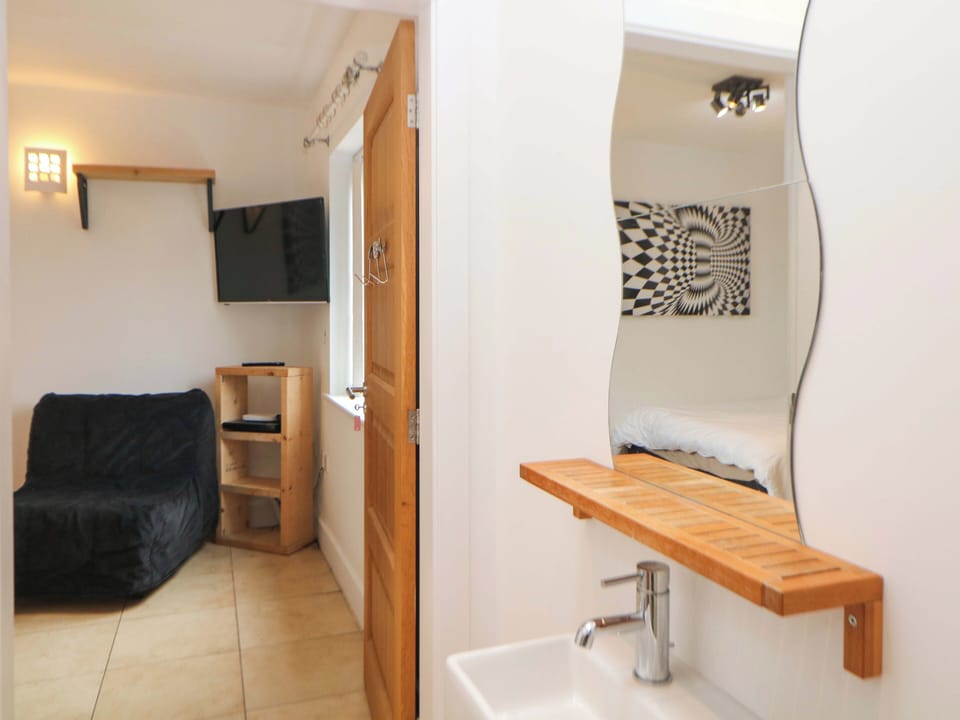 Highgate House Cottage in North East Derbyshire District
