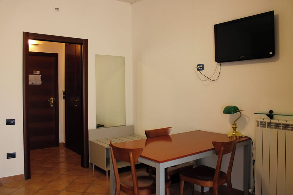 Comfort Triple Room | In-room safe, free WiFi
