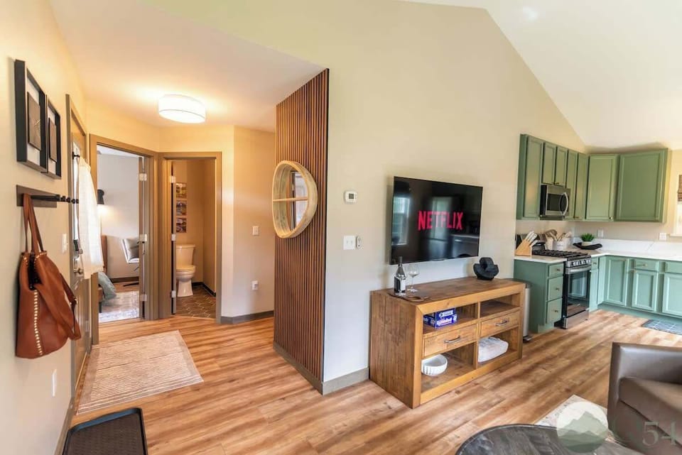 Every space is beautifully designed to blends comfort with contemporary aesthetics, giving you a flawless first impression.