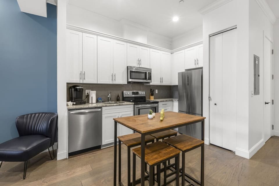 Filly stocked kitchen with everything you need to whip up a home cooked meal