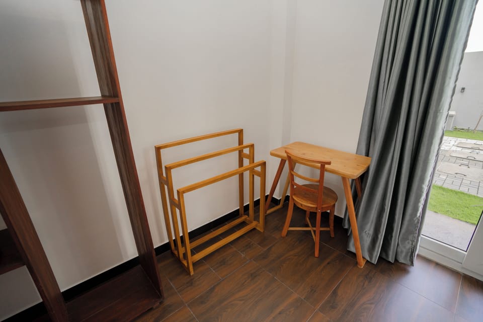 Comfort Double Room, Patio, Garden View | Room amenity