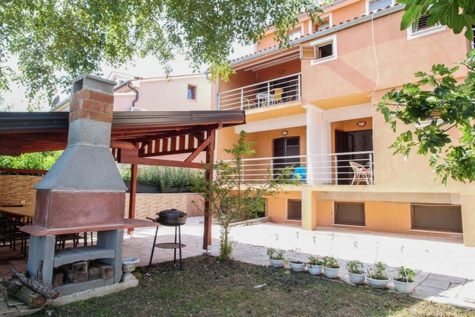 Holiday Home Facilities and Services
