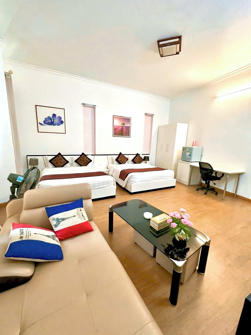 Double Room | Desk, free WiFi, bed sheets