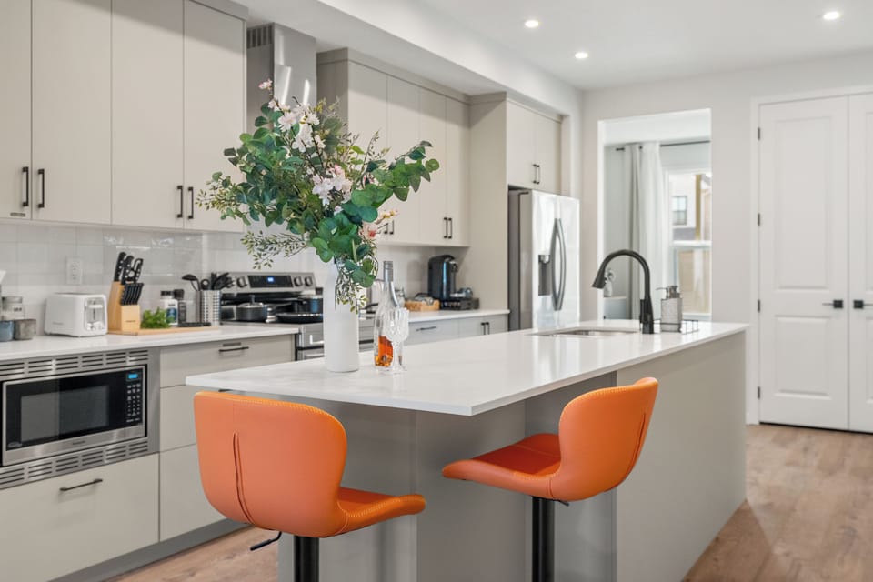 Full Kitchen One