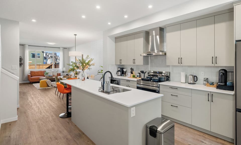 Full Main Kitchen One