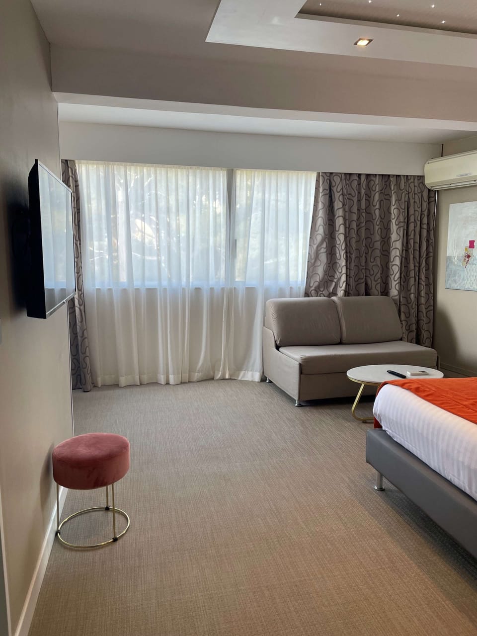 Superior Room, 1 Queen Bed, Non Smoking, Sea View (with Sofabed) | Premium bedding, Select Comfort beds, minibar, in-room safe