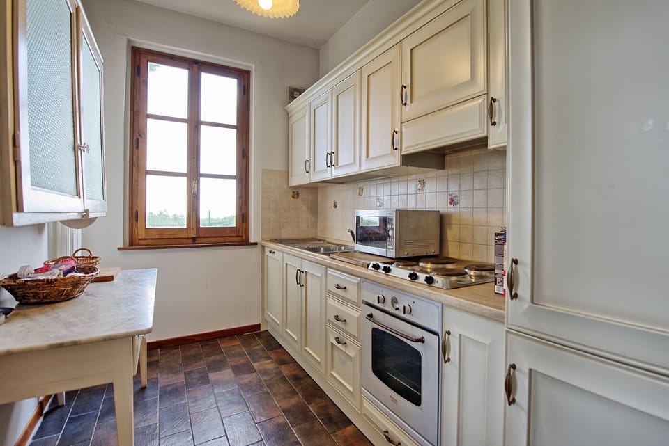 Panoramic Villa, 4 Bedrooms (Casa Gabriella) | Private kitchen | Coffee/tea maker, full-size fridge, microwave, oven