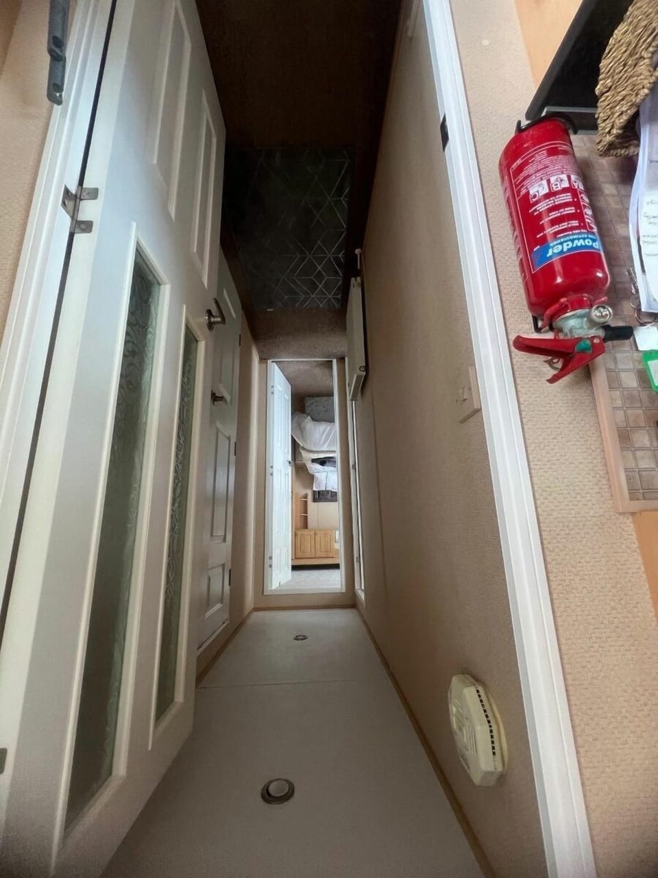 2 bedrooms, individually decorated, individually furnished, free WiFi