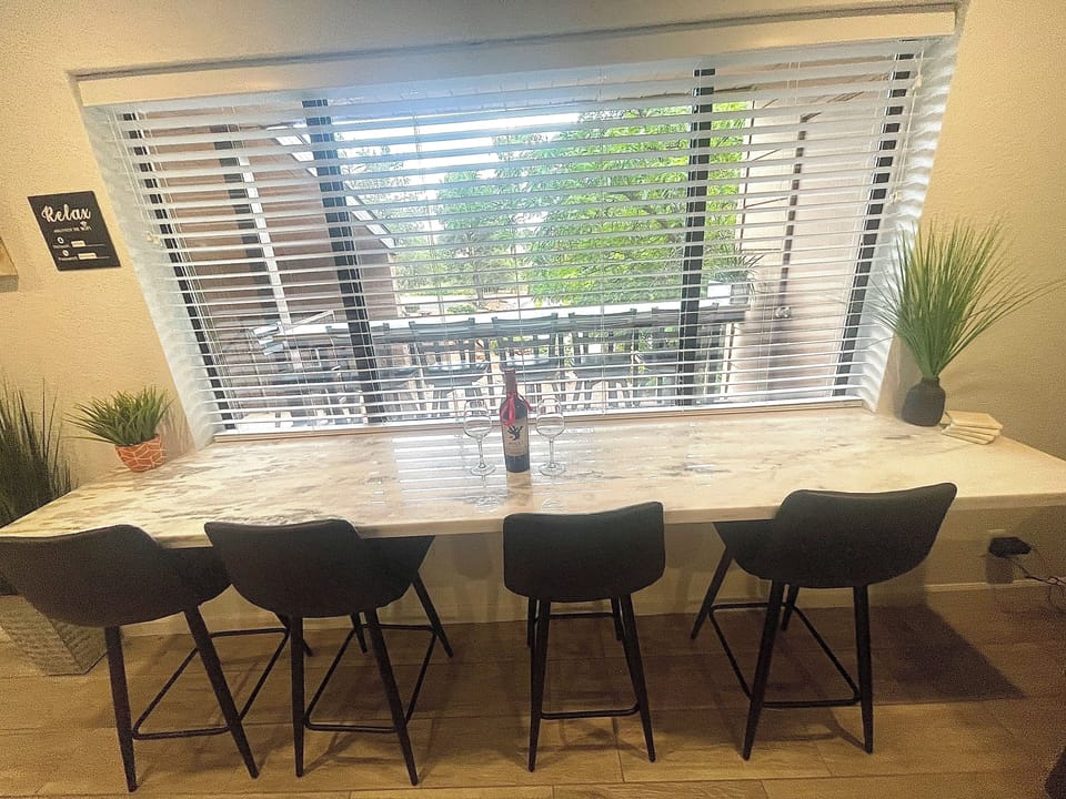 Marble eating table
