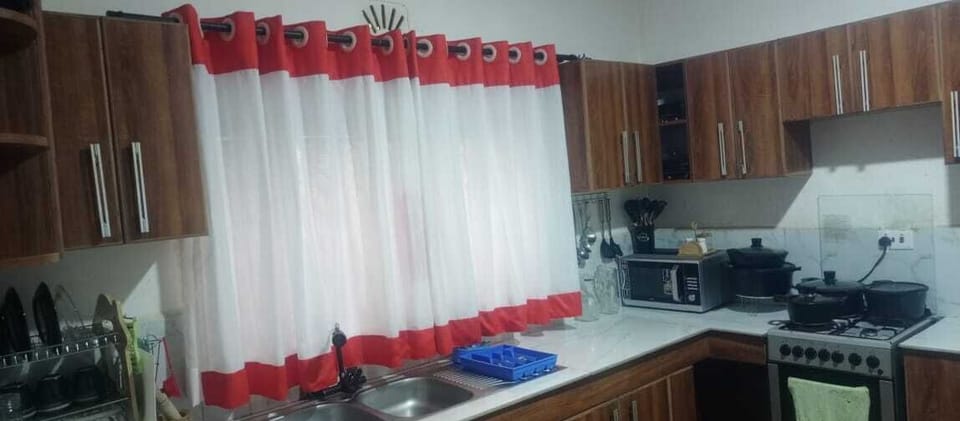 Family Bungalow, Garden View | Private kitchen | Fridge, microwave, cookware/dishes/utensils