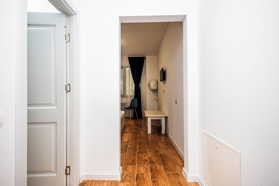 Standard Studio | Soundproofing, free WiFi