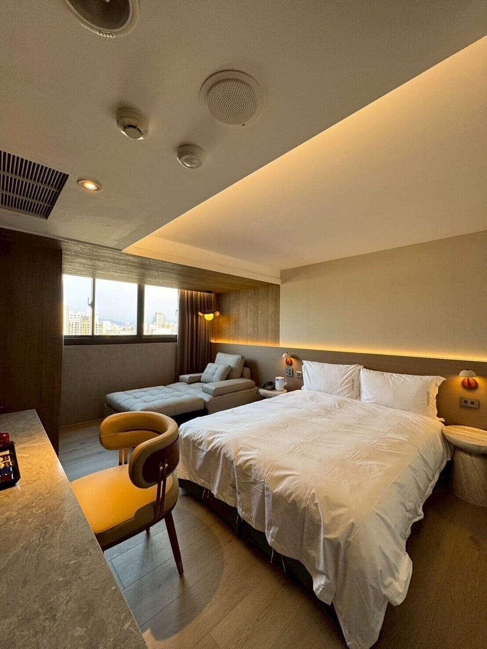 Basic Double Room, City View | Desk, laptop workspace, free WiFi