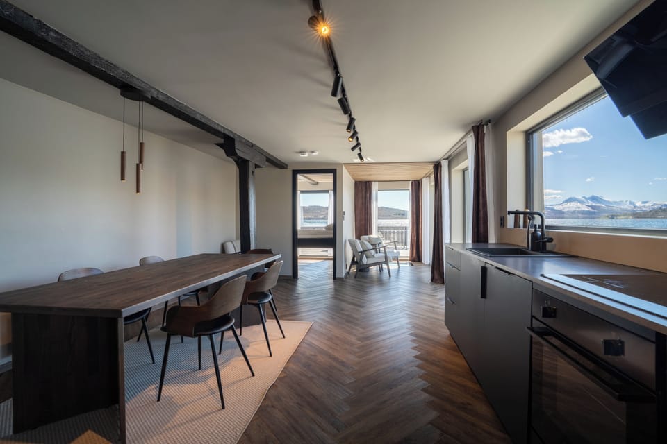 Puffin Apartment | Soundproofing, WiFi (free)