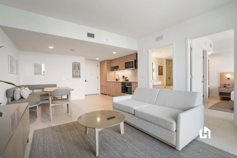 Your convenient downtown launchpad for city adventures.