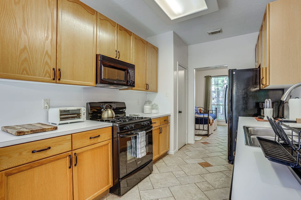 Kitchen | Coffee Maker | 1st Floor