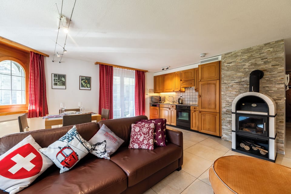 Condo, 1 King Bed with Sofa bed, Non Smoking, Mountain View | Living area | Flat-screen TV, fireplace, video-game console