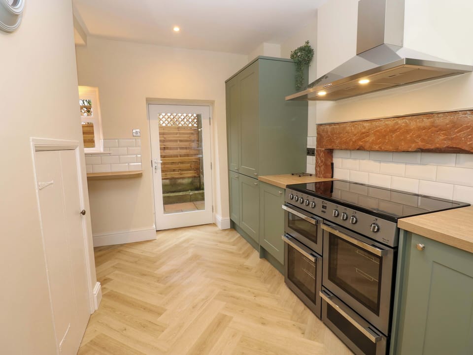 Cottage | Interior