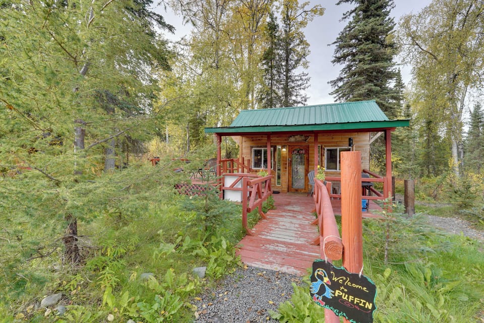 Cabin Exterior | Carport (1 Vehicle) | Driveway (1 Vehicle)